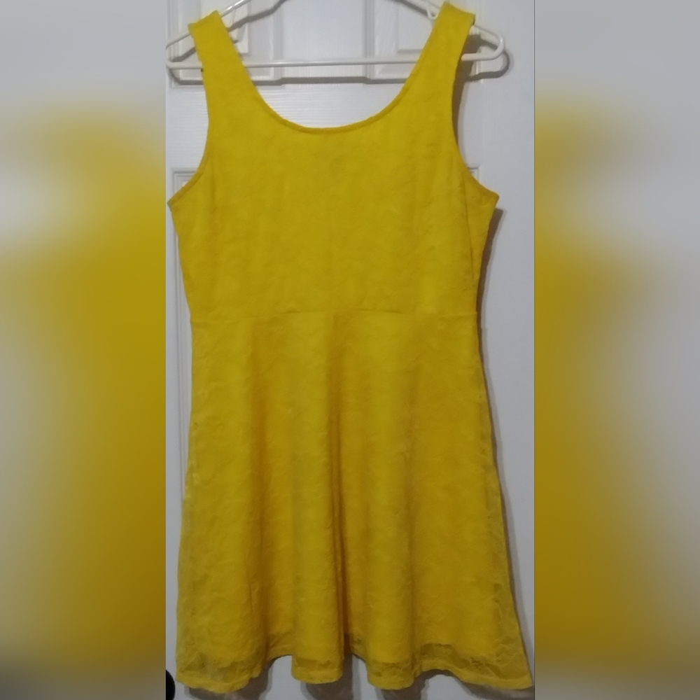 Forever 21 Size L Yellow Fit & Flare Skater Mini Dress